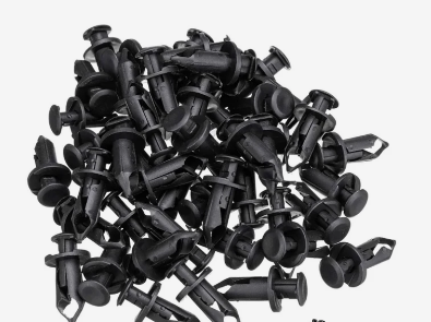 Клипса, пистон вытяжной 10 штук для крепления облицовки квадроцикла ATV 500, 600, 800 Клипса, пистон вытяжной 10 штук для крепления облицовки квадроцикла ATV 500, 600, 800