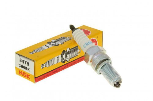 ����� NGK CR8EK