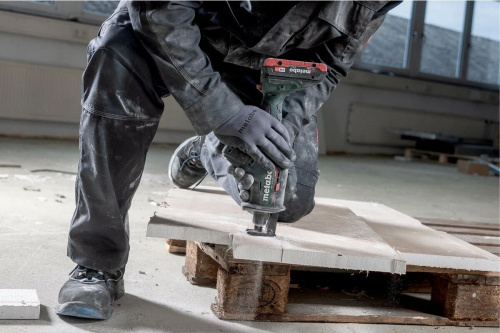 Аккумуляторная ножовка Metabo SSE 18 LTX BL Compact (без АКБ и ЗУ) 602366850 фото 3
