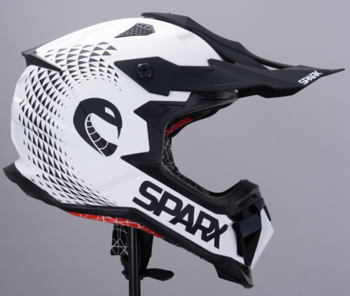 Шлем эндуро SPARX Raptor (JH-601) бело-черный XL Шлем эндуро SPARX Raptor (JH-601) бело-черный XL