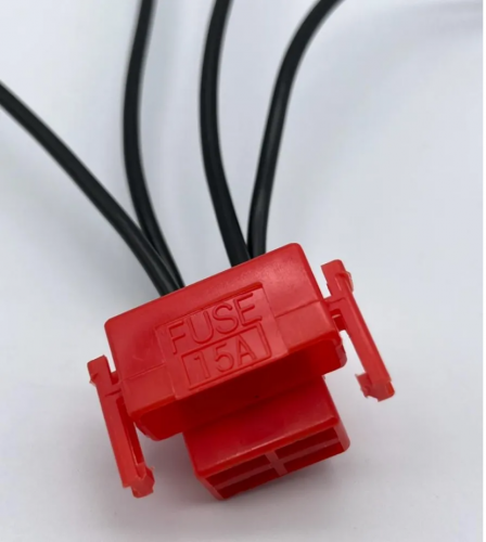 Фишка с проводами для реле стартера с предохранителем 9010-150310 Фишка с проводами для реле стартера с предохранителем 9010-150310